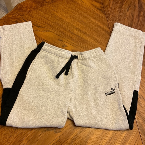PUMA boys sweatpants - size XL (14-16) - Picture 5 of 8